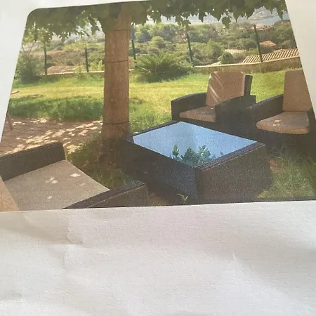 Magnifique Rdc De Avec Jardins אפייטו